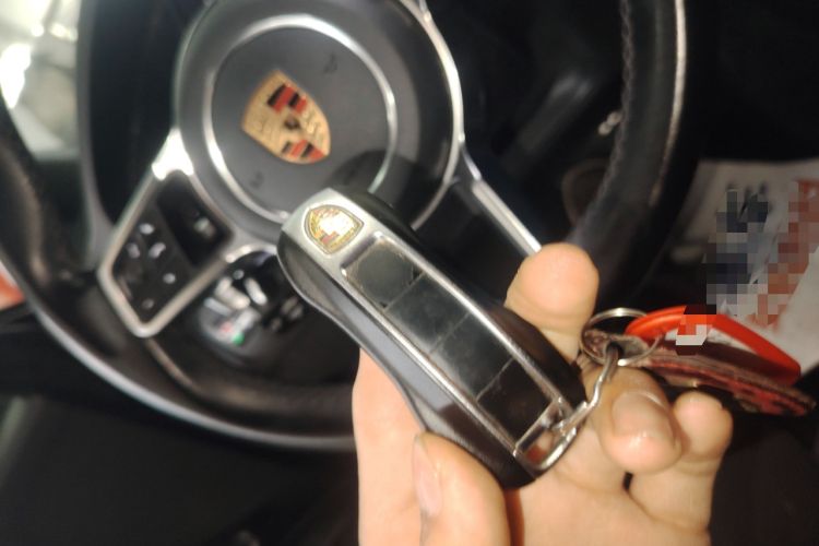 Used Porsche Cayenne 2018 Cayenne 3.0T Vehicle Key