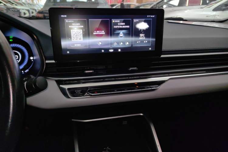 Used Geely Auto Emgrand 2022 4th Generation 1.5L CVT Flagship Model Audio And AC Panel