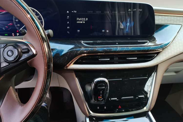 Used Buick GL8 2022 ES Landtrek 653T Comfort Edition
