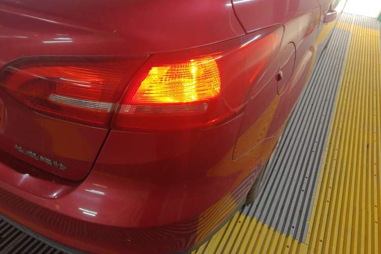 Used Ford Focus 2017 Sedan 1.6L Automatic Comfort Plus SmartDrive Edition
