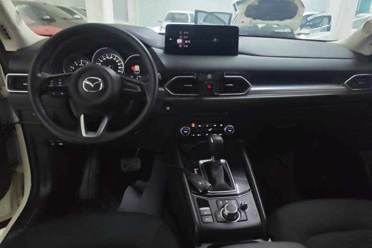 Used Mazda CX-5 2024 2.0L Automatic Two-Wheel Drive Comfort Version Center Console