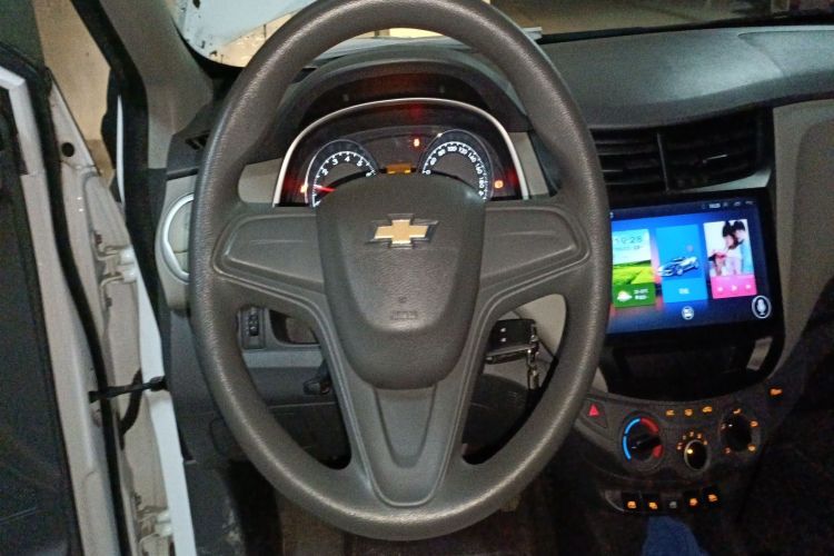 Used Chevrolet Sail 2015 Sail 3 1.5L Manual with Ideal Sunroof Edition