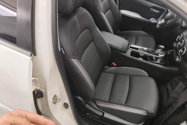 Used Nissan Sylphy 2020 Revised 1.6L XL CVT Enjoyment Edition Right Front Seat