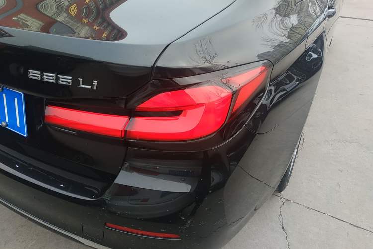 Used BMW 5 Series 2022 Restyled 525Li Luxury Package Right Rear Taillight