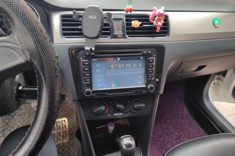 Used Skoda Rapid Spaceback 2014 1.6L Automatic Enjoyment Edition Audio And AC Panel