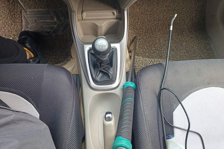 Used Honda City Classic 2008 1.5L manual Elite Edition Gear Lever