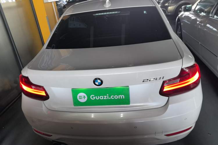 Used BMW 2 Series 2017 220i Leading Model