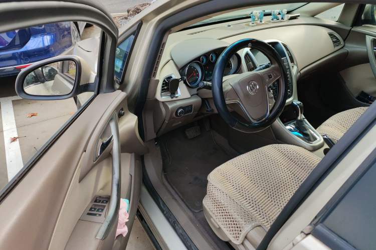 Used Buick GT 2014 XT 1.6L Automatic Fashion Edition
