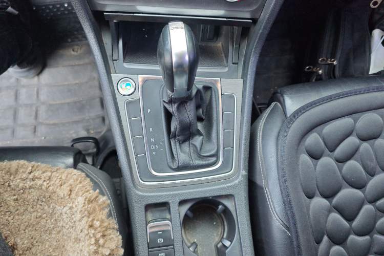 Used Volkswagen Golf 2014 1.4TSI Automatic Luxury Model