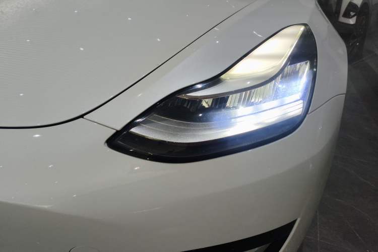 Used Tesla Model 3 2019 Standard Range Rear-Drive Upgraded Version Left Front Headlight