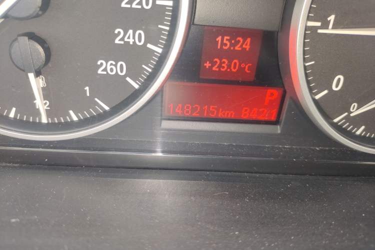 Used BMW X1 2012 sDrive18i Luxury Edition
