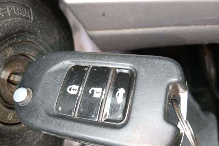 Used Honda CR-V 2012 2.0L two-wheel drive urban version Vehicle Key