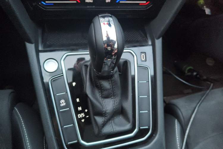 Used Volkswagen Magotan 2020 380TSI DSG Luxury Version Gear Lever