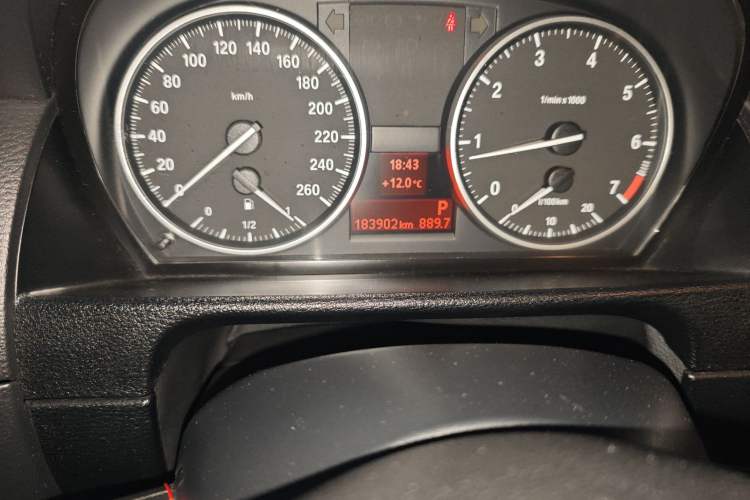 Used BMW X1 2010 sDrive18i Luxury Model
