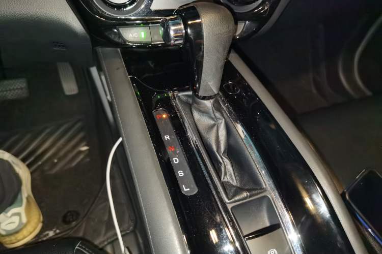 Used Honda Vezel 2017 1.5L CVT 2WD Comfort Model
