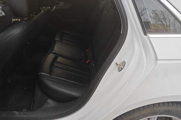 Used Audi A4L 2018 30th Anniversary Edition 40 TFSI Trendy Model