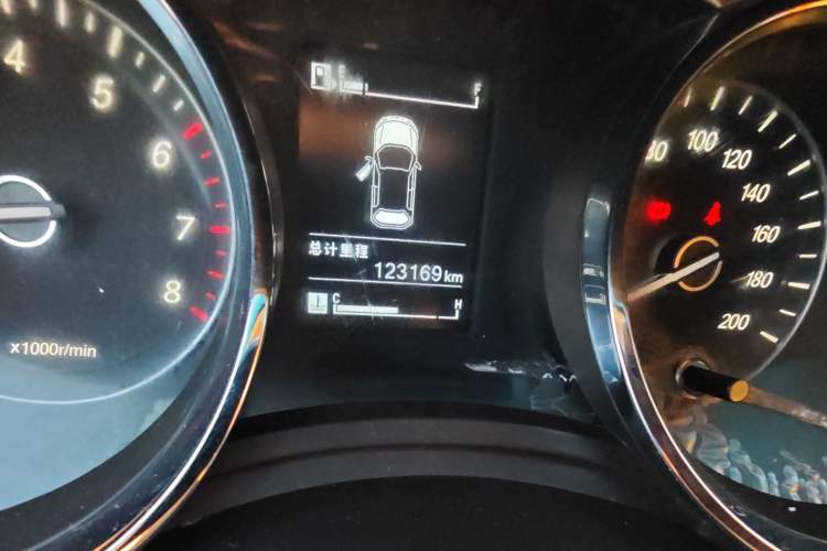 Used Baojun 730 2016 1.5L Manual Comfort Version 7 Seats China V Emission Standard
