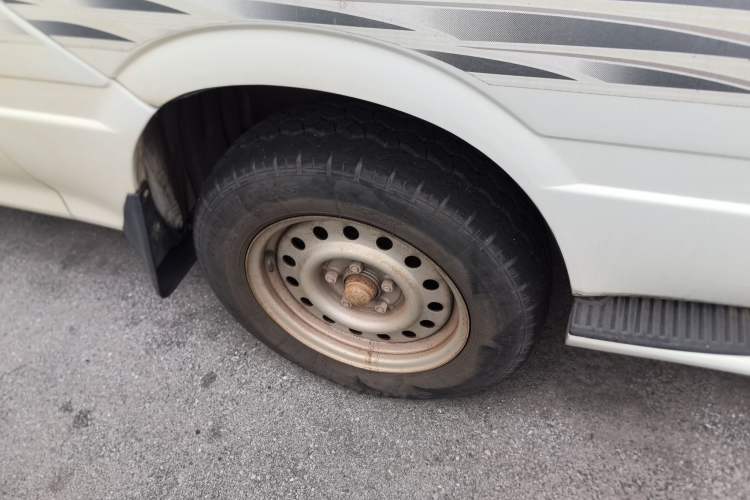 Used King Long Golden Way 2018 2.0L Business Series 4G20