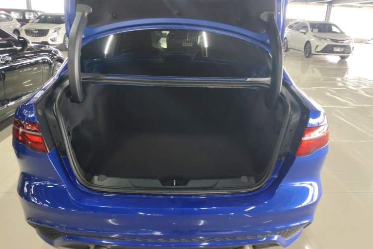 Used Jaguar XEL 2020 2.0T 200 PS R-DYNAMIC S Advanced Sport Edition
