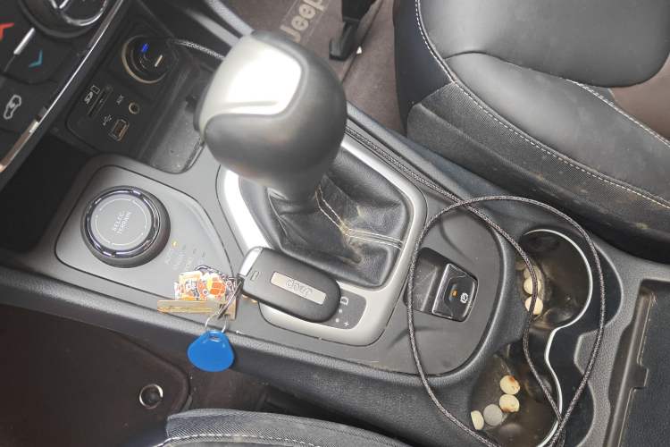 Used Jeep Cherokee 2016 2.4L Superior Edition