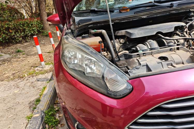 Used Ford Fiesta 2013 Sedan 1.5L Manual Fashion Edition
