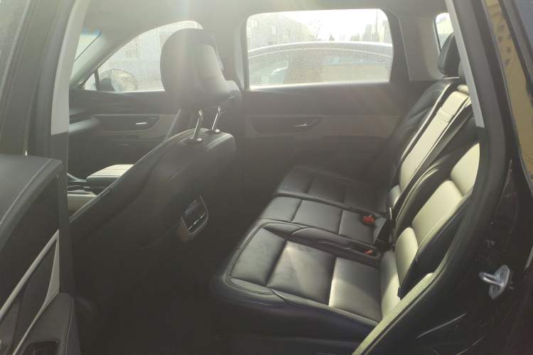 Used Lincoln Nautilus 2023 2.0T Four-Wheel Drive Luxury Edition Left Rear Seat