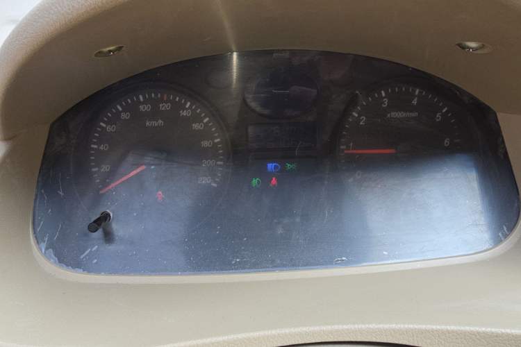 Used Karry Youya 2 2013 1.5L Standard Model
