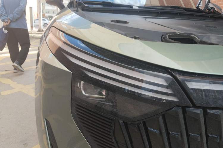 Used Venucia V DD-i 2023 110 km iE Version