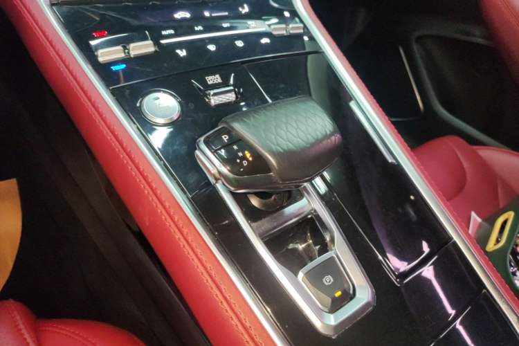 Used CHANGAN CS85 COUPE 2019 1.5T DCT Version China VI Standard
