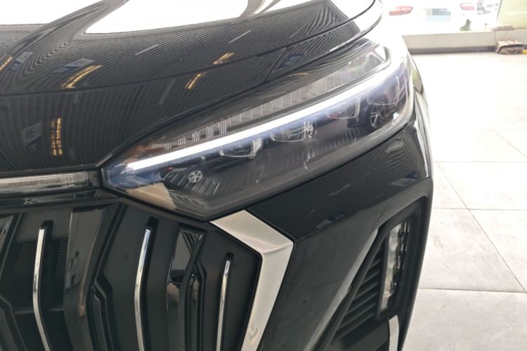 Used EXEED Lanyue 2023 400T Four-Wheel Drive Starry Edition 7-Seater Left Front Headlight