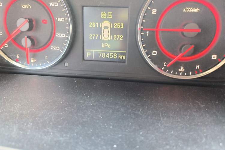 Used SAIC MAXUS G10 2016 2.0T Automatic Luxury Executive Edition
