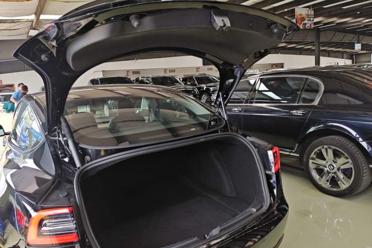 Used Tesla Model 3 2022 Rear-Wheel-Drive Version