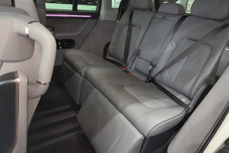 Used Zeekr MIX 2025 Intelligent Driving Version
