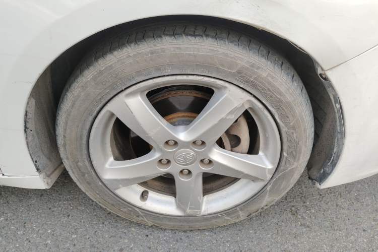 Used Bestune B70 2014 2.0L manual luxury version