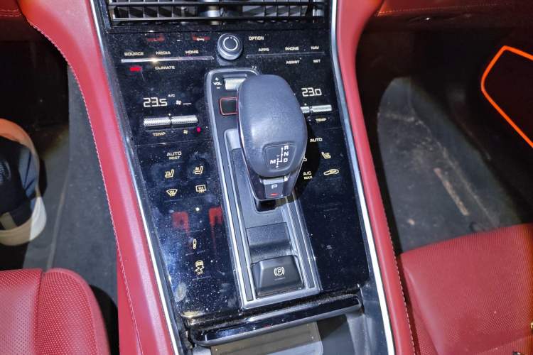 Used Porsche Panamera 2023 Facelifted Panamera 2.9T Platinum Edition