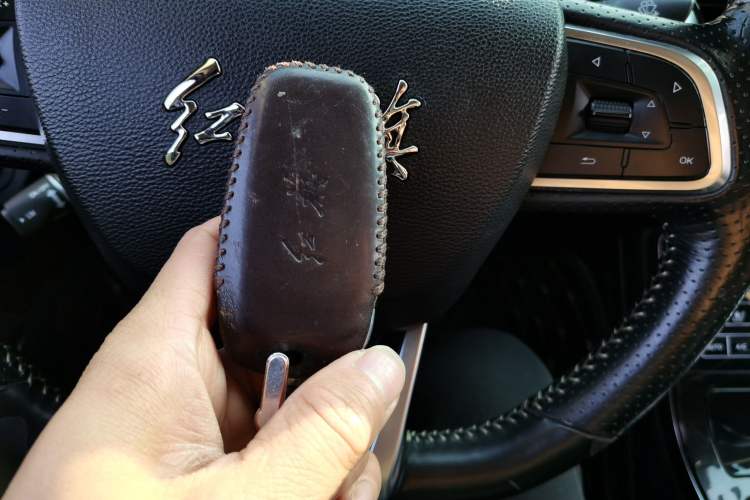 Used Hongqi H5 2018 30TD Smart Connect Dynamic Edition
