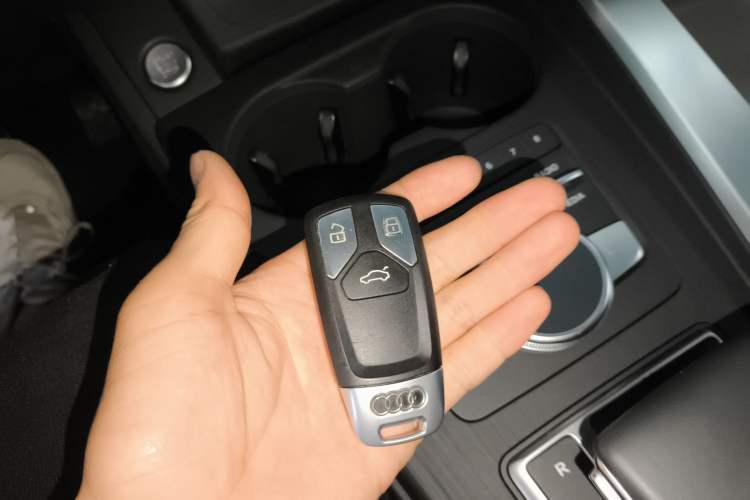 Used Audi A4L 2018 30th Anniversary Edition 40 TFSI Fashion Model