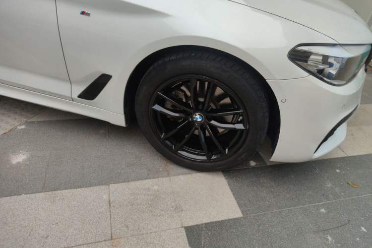 Used BMW 5 Series 2019 Restyled 525Li M Sport Package