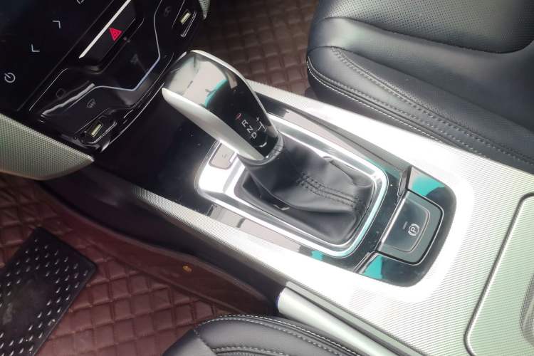 Used Luxgen U6 SUV 2017 1.8T Tech Value Model