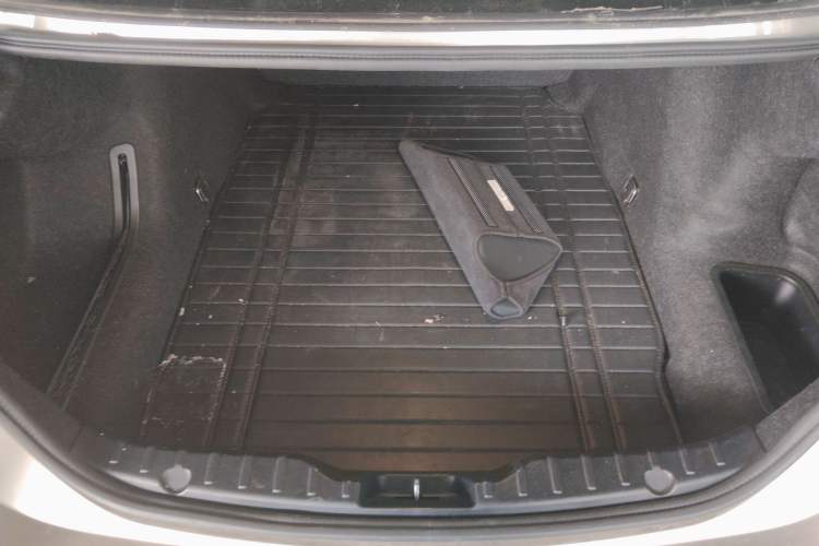 Used BMW 5 Series 2017 520Li Elegant Edition Trunk