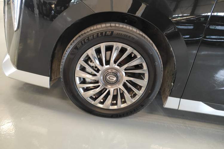 Used GAC Trumpchi M8 2025 Zongshi Series Super Hybrid Edition Exterior 4