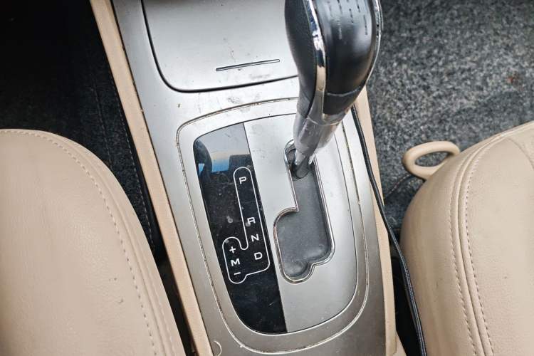 Used Buick Excelle 2013 1.5L Automatic Classic Model Gear Lever