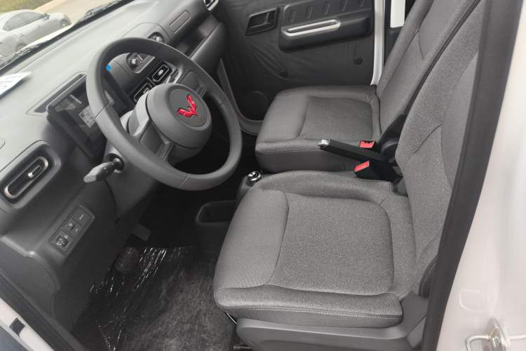 Used Wuling Zhiguang New Energy 2025 Comfort Model Left Front Seat