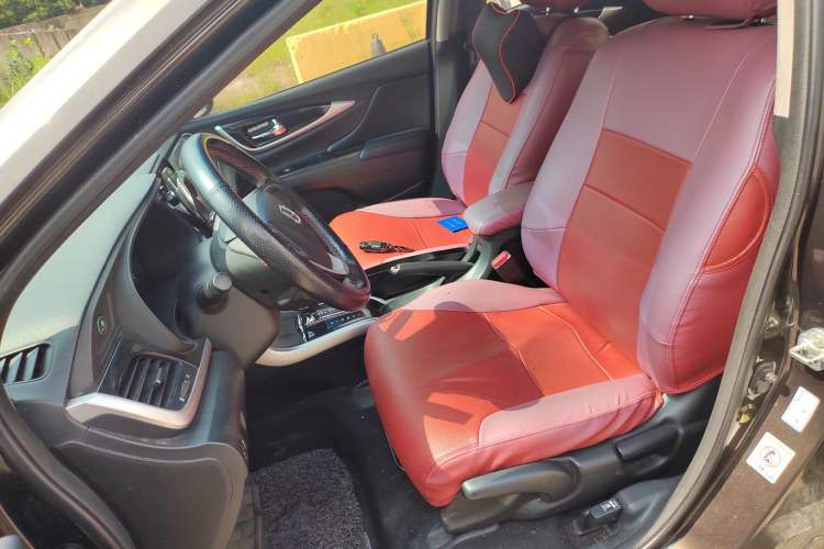 Used Honda Crider 2013 1.8L automatic luxury edition Left Front Seat