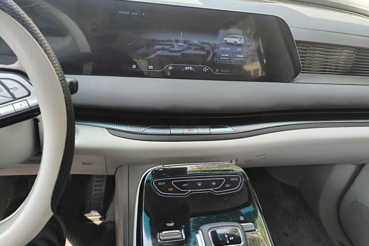 Used FORTHING Xinghai V9 2024 1.5TD 200km Chinese Knot Series Luxury Version