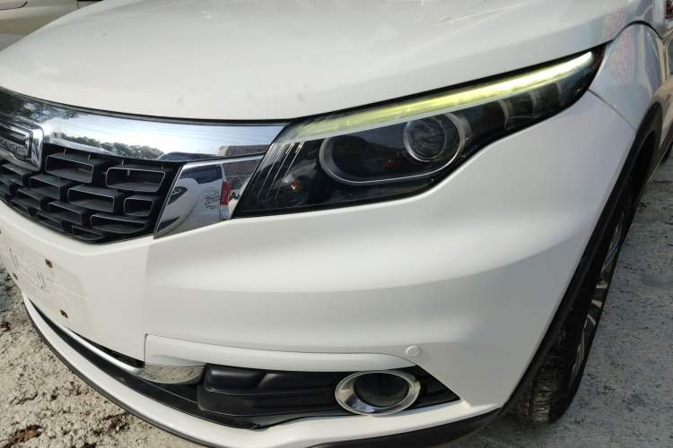 Used Qoros 5 2017 1.6T Automatic Prestige Model