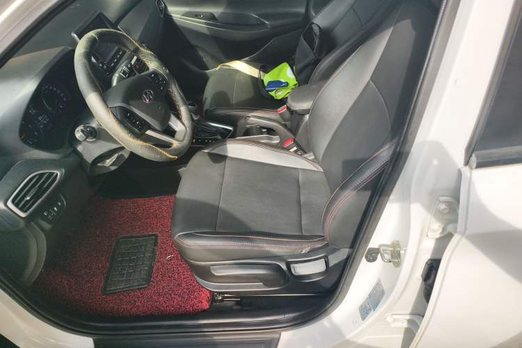 Used Hyundai Celesta 2017 1.6L Automatic Enjoyment Version GLS