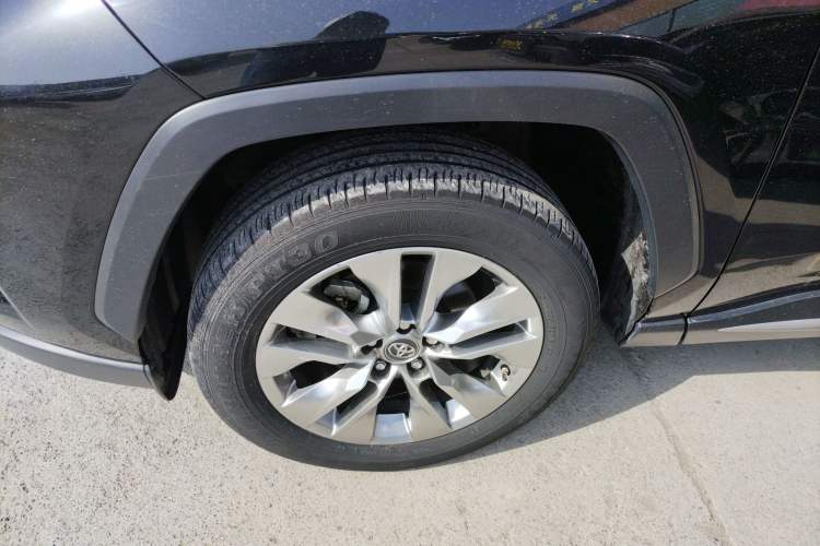 Used Toyota Wildlander 2022 2.0L CVT 4x4 Luxury PLUS Edition
