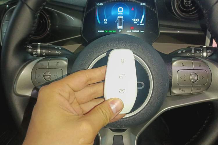 Used BYD Dolphin 2023 420 km Fashion Edition Vehicle Key