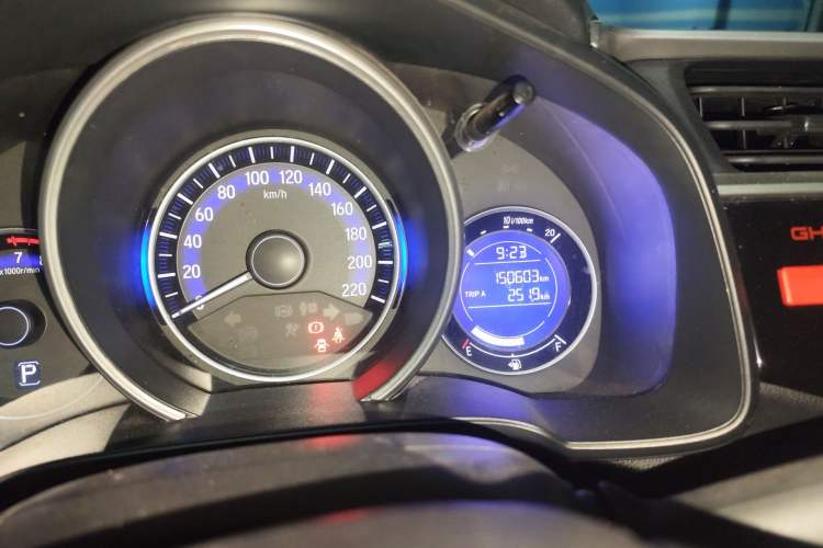 Used Honda Fit 2014 1.5L EX CVT Elite Model Odometer Close Up